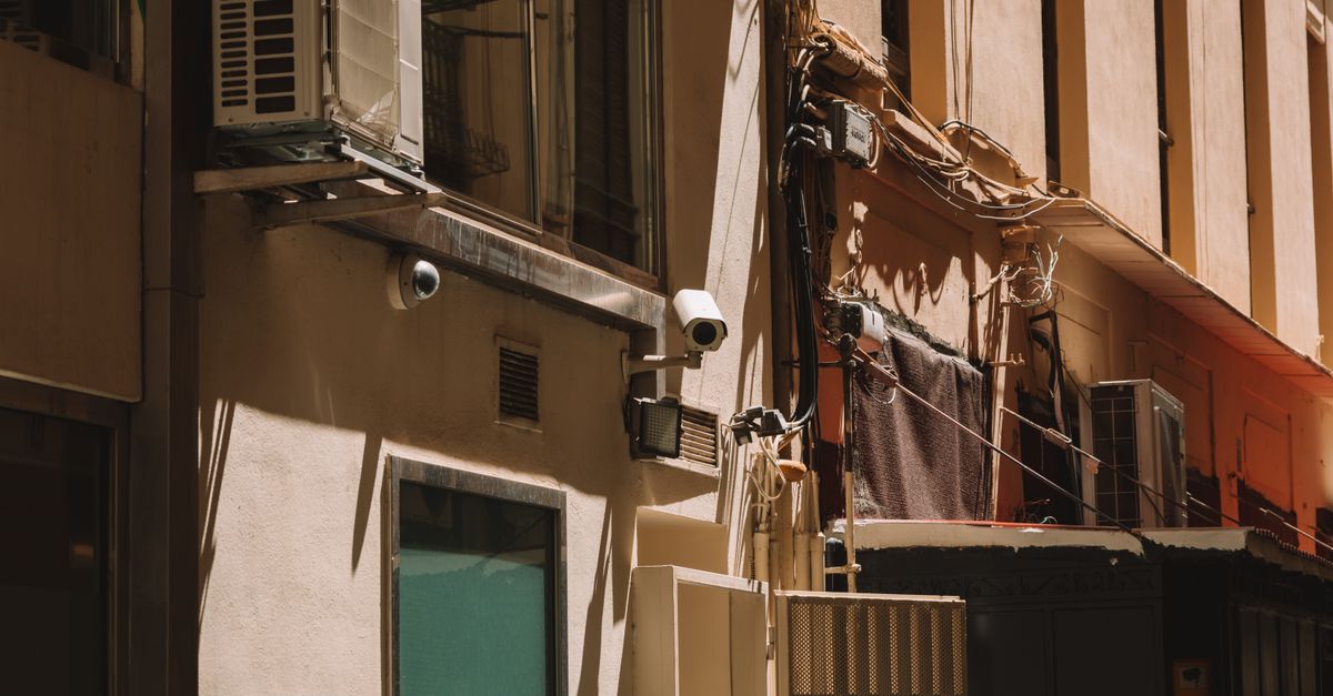 Ensuring Compliance with Local Regulations for Commercial Air Conditioning Installation